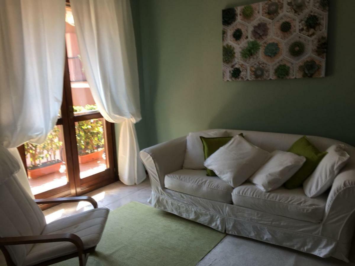 Indesenzano Apartment Desenzano del Garda Bagian luar foto